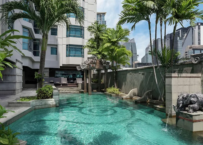 Doubletree By Hilton Ploenchit