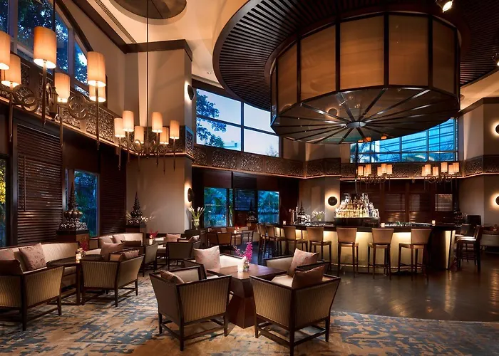 Doubletree By Hilton Ploenchit Hotel