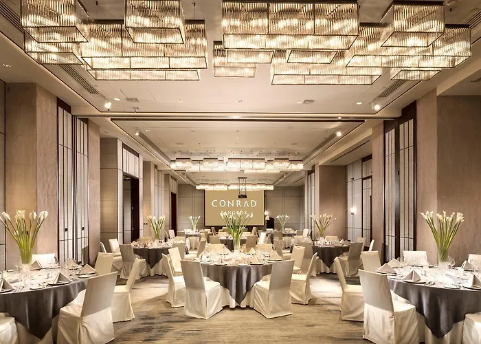 Doubletree By Hilton Ploenchit Hotel Bangkok