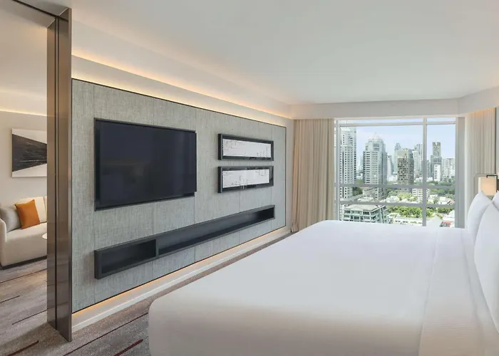 Hotel Doubletree By Hilton Ploenchit 5*