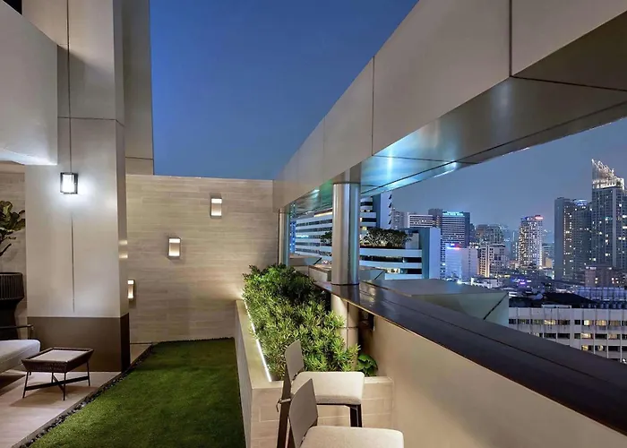 Doubletree By Hilton Ploenchit 5*