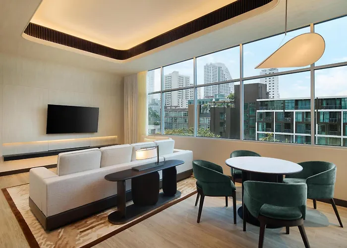 Hotel Doubletree By Hilton Ploenchit