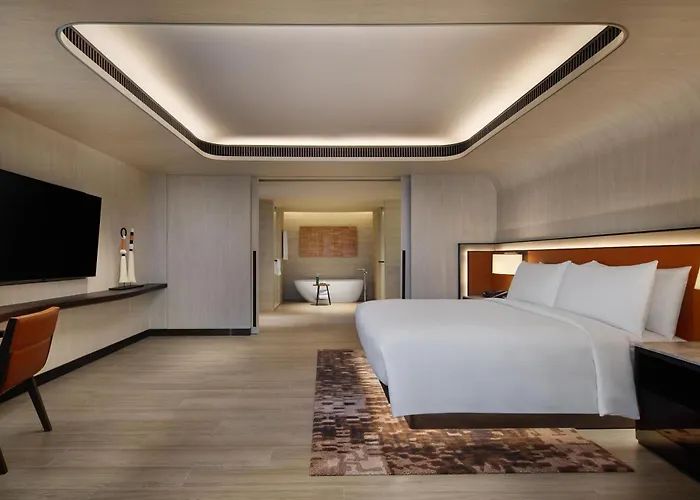 Doubletree By Hilton Ploenchit 5*