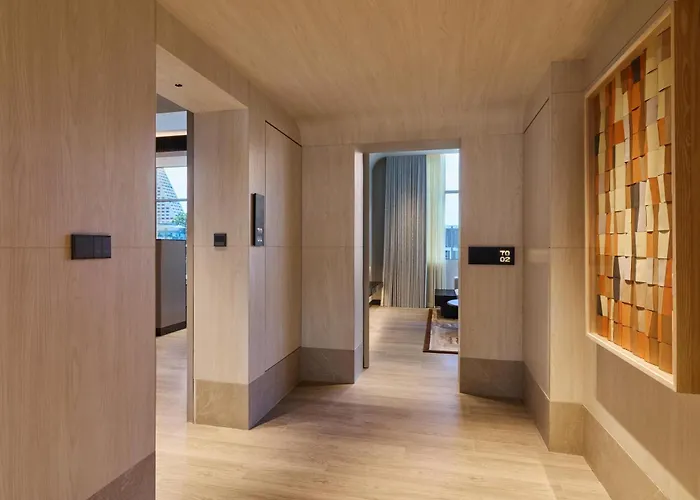 Doubletree By Hilton Ploenchit 5* Bangkok