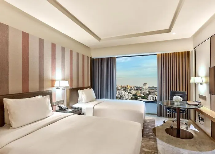 Doubletree By Hilton Ploenchit 5* Bangkok